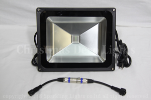 DMX対応 COB型RGB LEDウオールウオッシャー R2、矩形、黒筐体、AC100V、1灯、60W